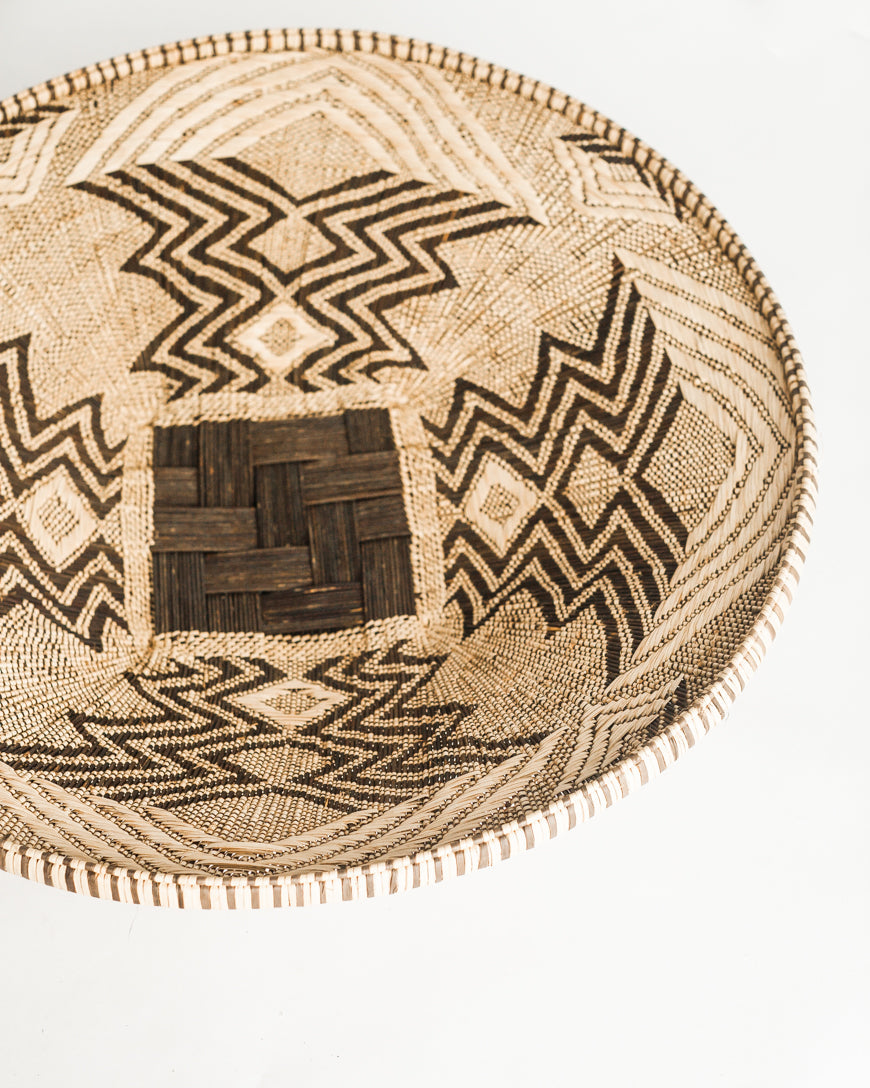 Plateau 28" Winnowing Basket-1